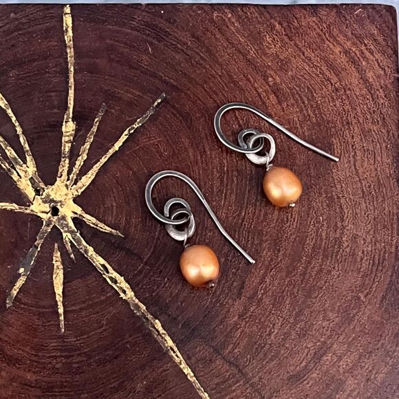 Silpada Copper Pearl Earrings in Sterling silver jewelry W1431 Retired - Picture 2 of 10